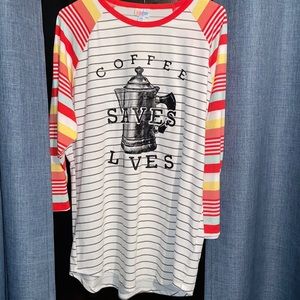 🦖 2/$30 LulaRoe Shirt NWOT 2XL multi colored